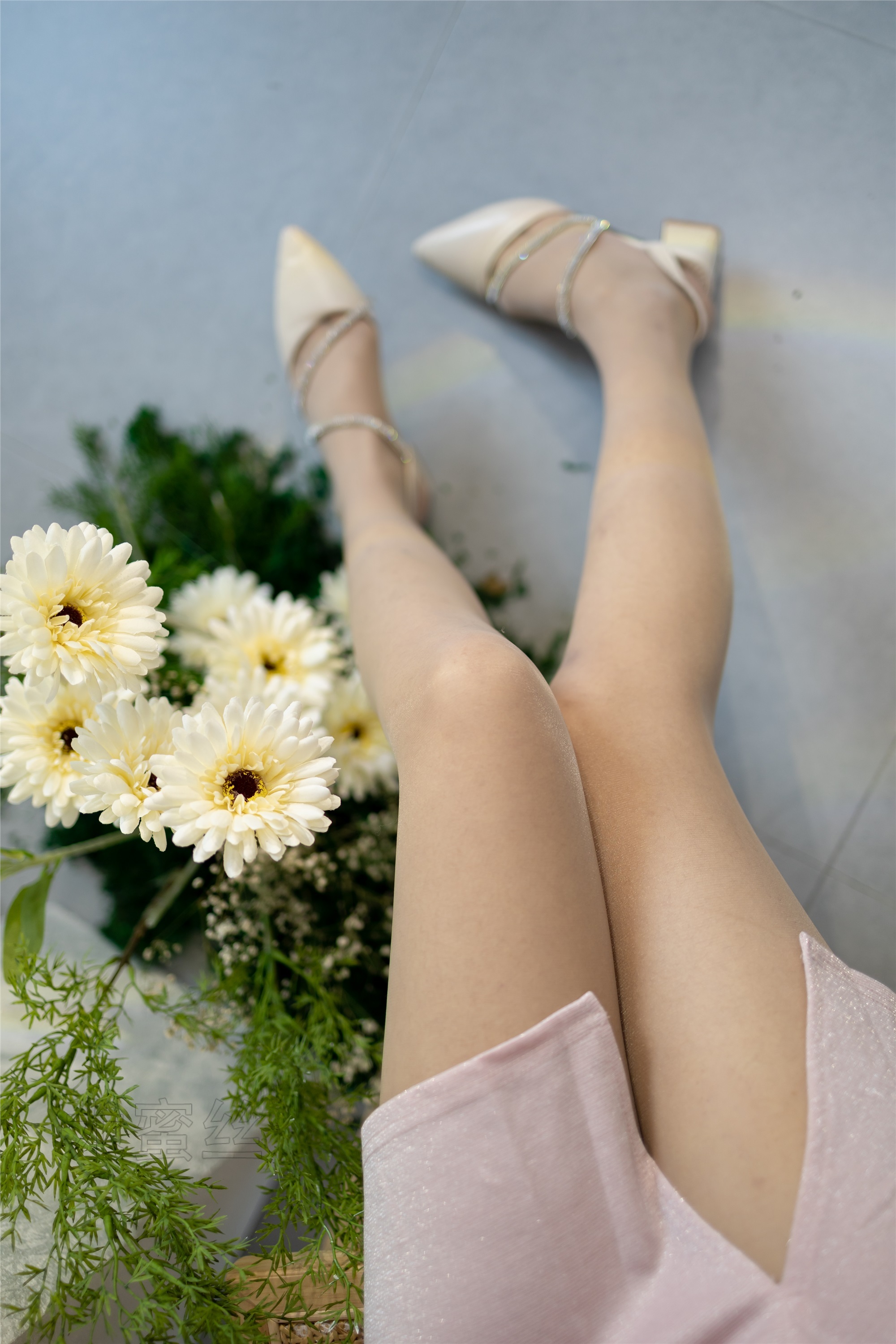 尤蜜丝 穿搭写真 NO.092